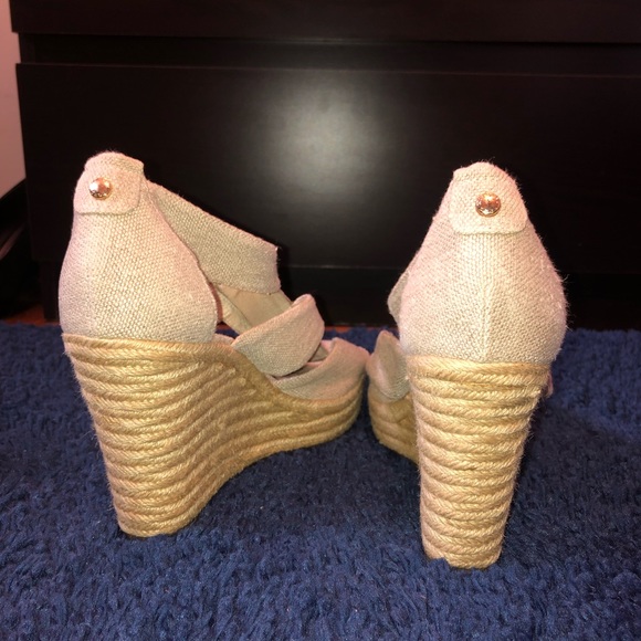 Michael Kors wedges - Picture 5 of 6